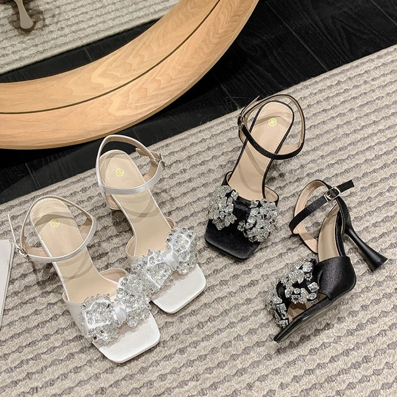 Elegantly Styled Sandals for Everyday Wear