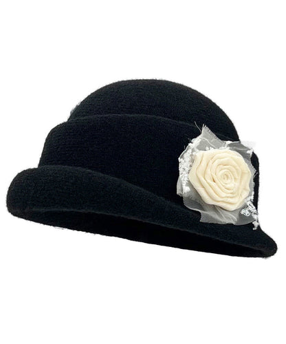 Stylish Beige Knit Beret Hat