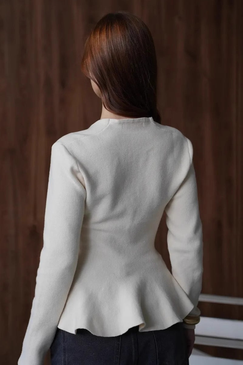 Gracefully Designed Cardigan