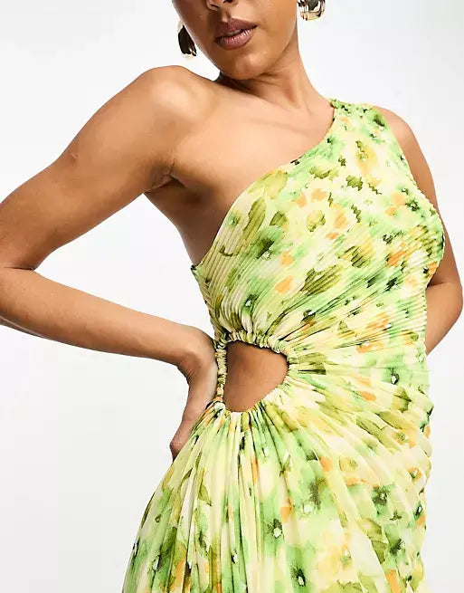 Timeless Vintage Style Garment