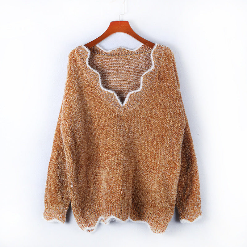 Elegantly Designed Pullover