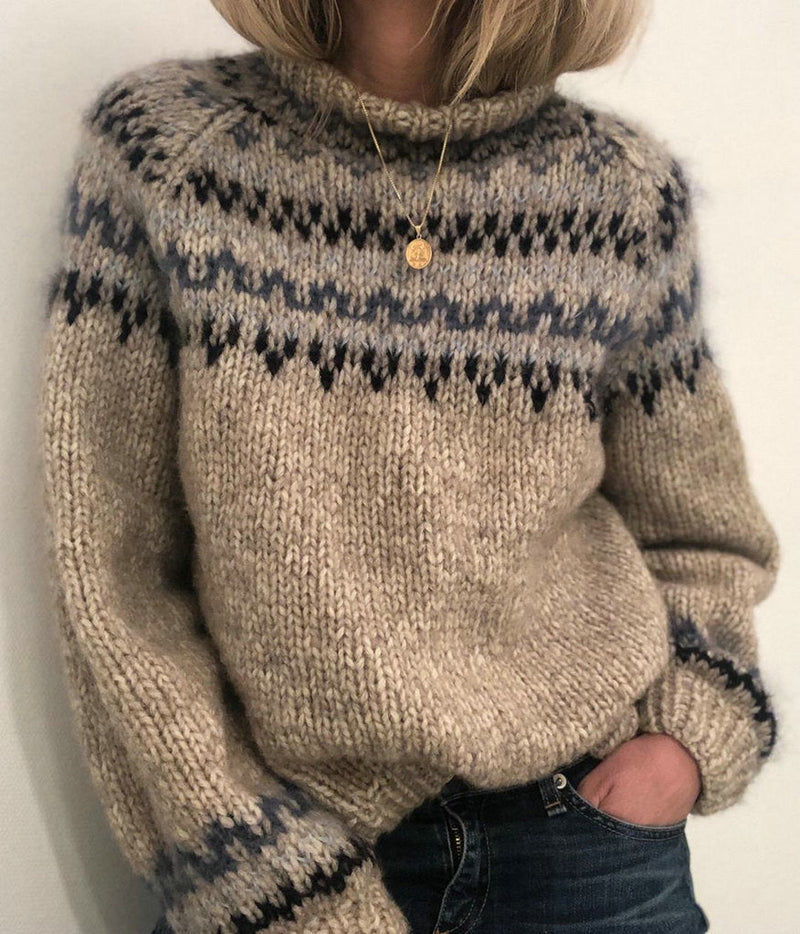 Timeless Vintage Style Pullover