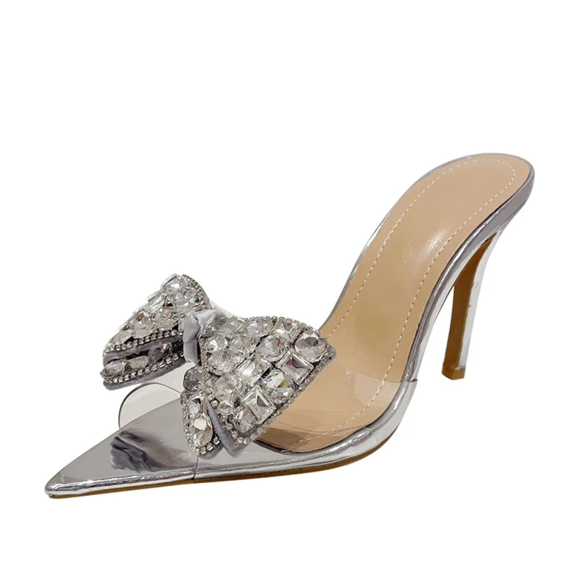Classic Vintage Heels with a Flattering Fit