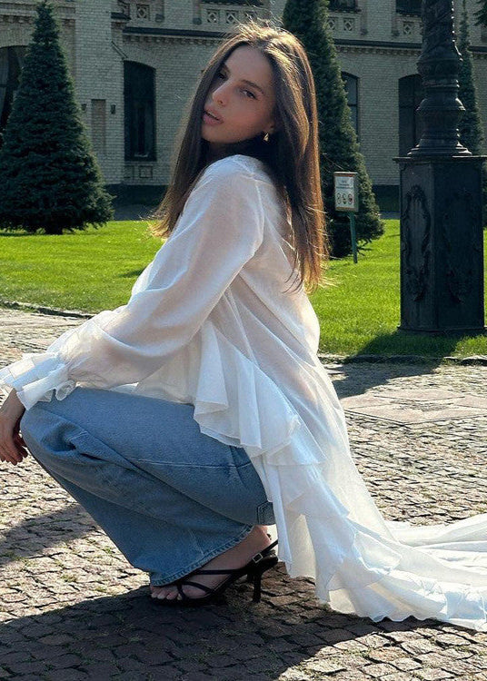 Effortlessly Elegant Blouse with a Timeless Design
