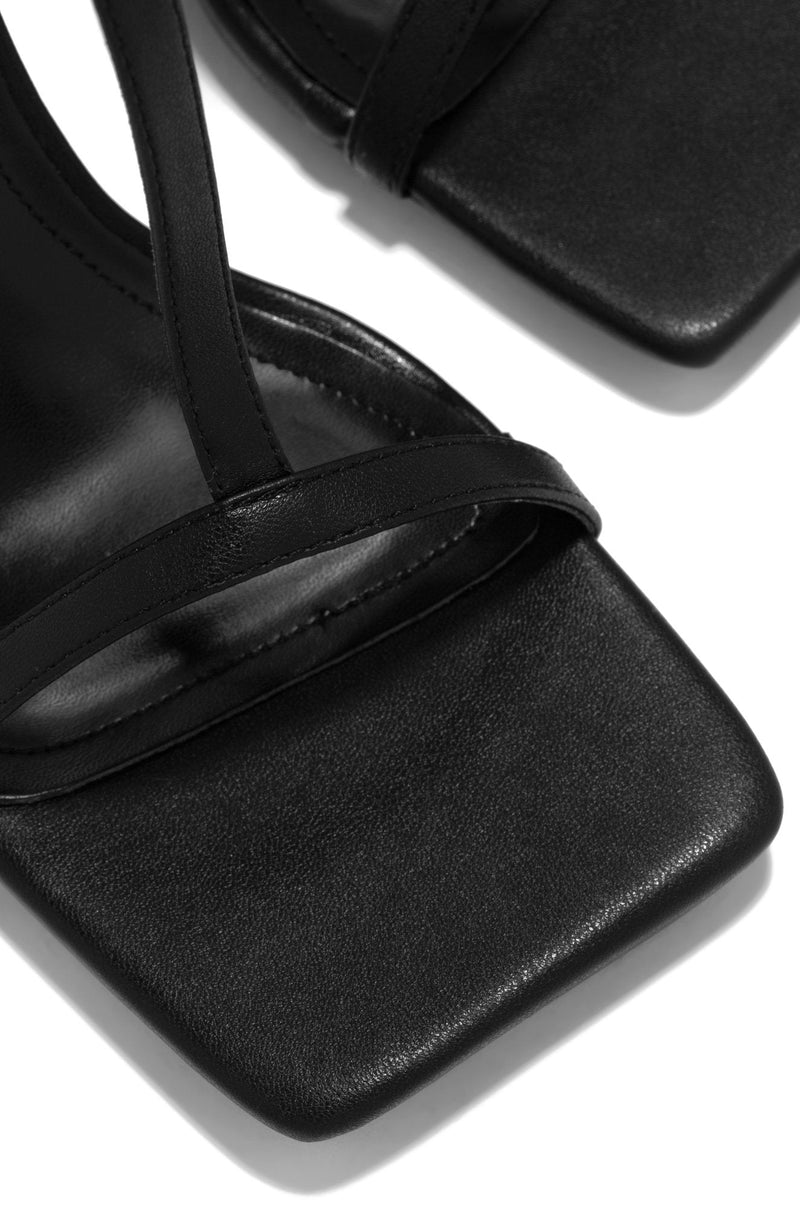 Vintage Inspired Heels with a Contemporary Edge