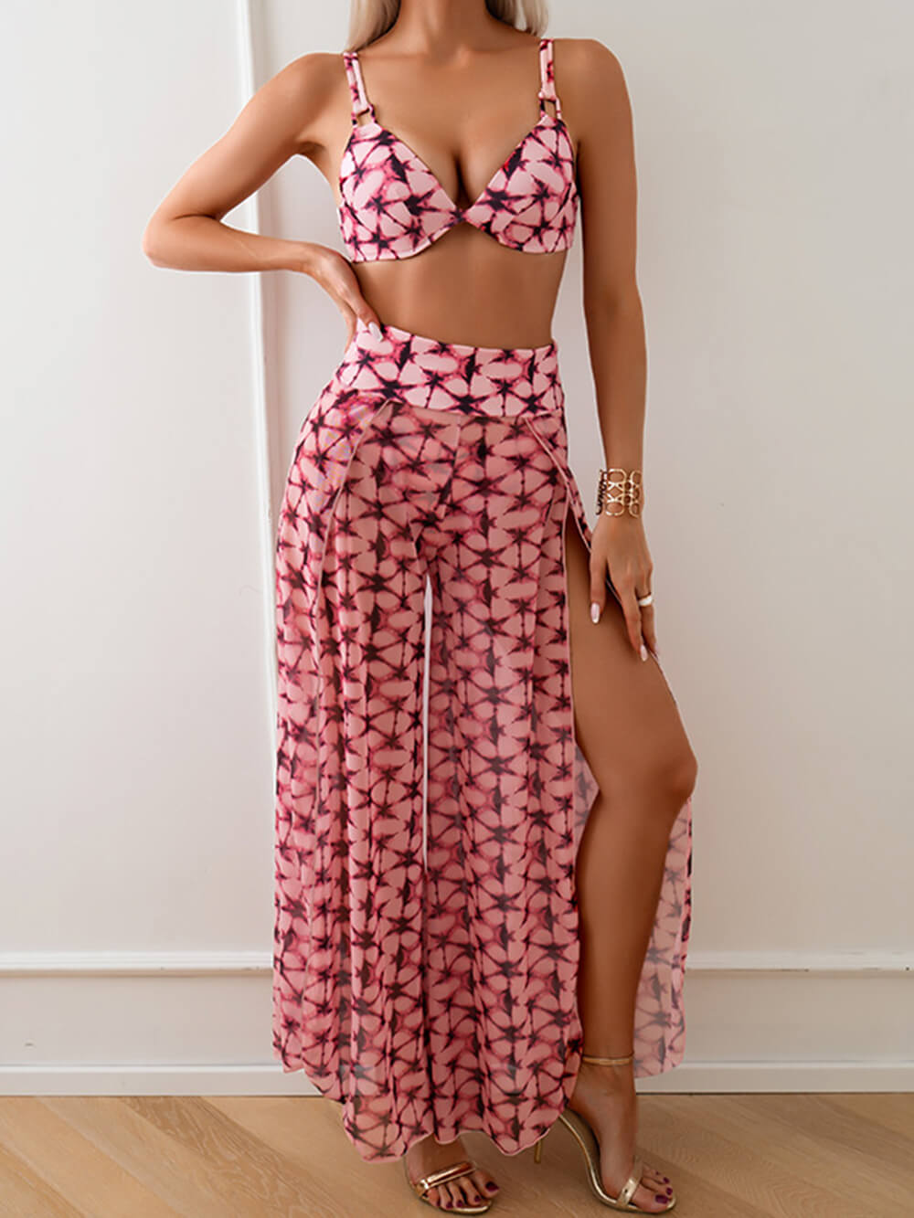 Gracefully Designed Garment