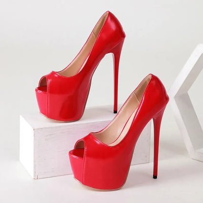 Classic Vintage Heels with a Flattering Fit