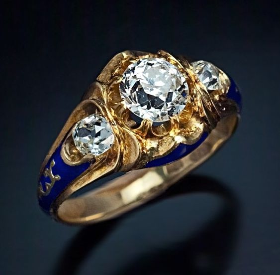 Old Golden Blue Zirconia Ring