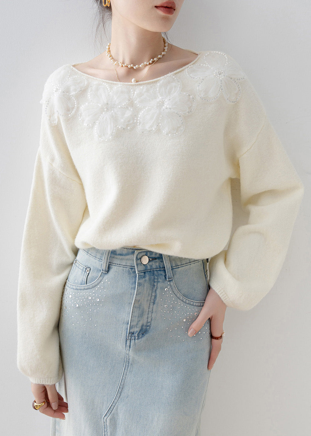 New White O Neck Sequins Knitted Tops Spring
