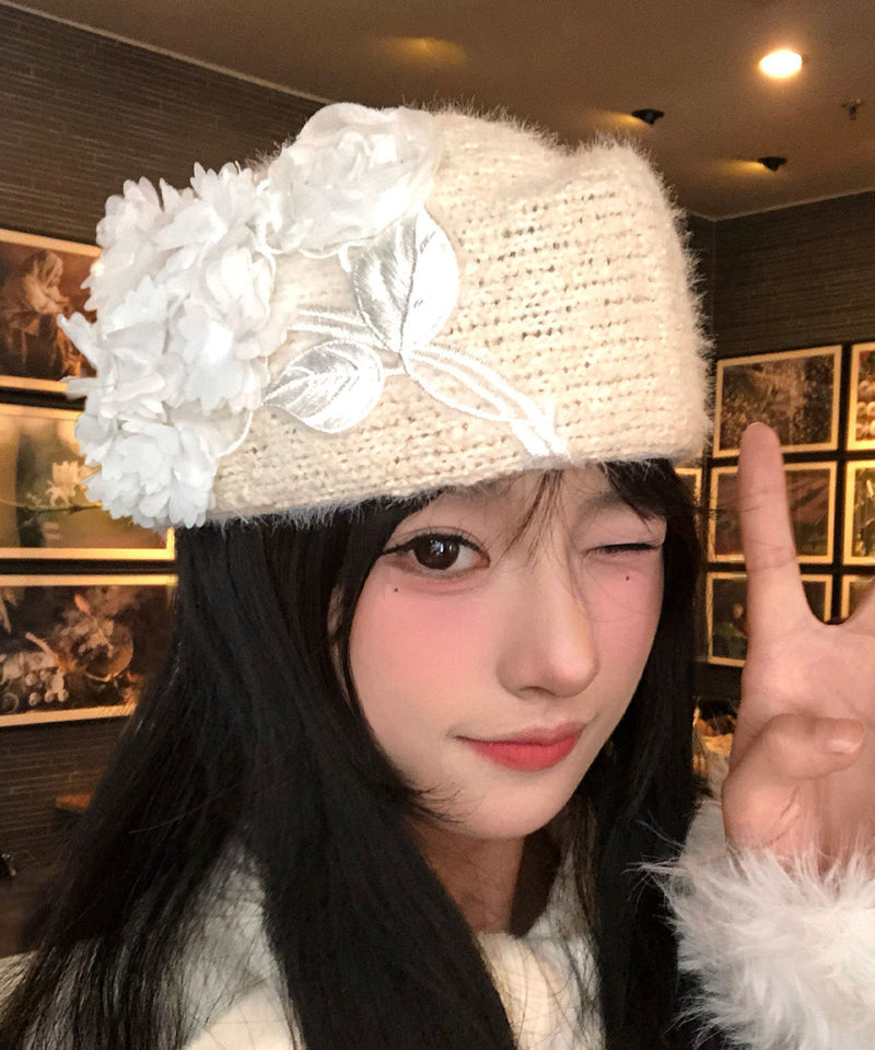 Beige Embroideried Knit Beret Hat