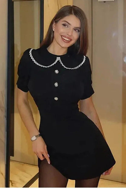 Classic Vintage Dress with a Flattering Fit