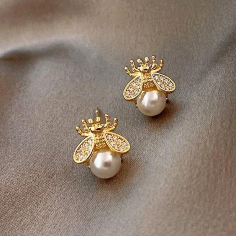 Bee Pearl Earrings