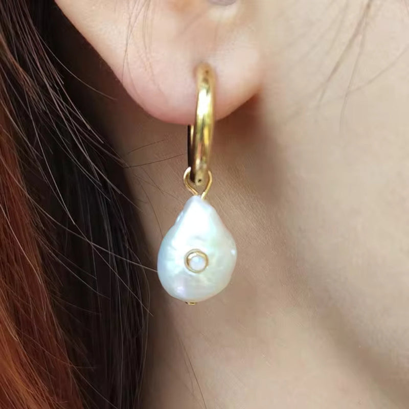 Barroque Pearl Zirconia Earrings