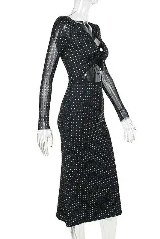 Gracefully Styled Dress for Any Occasion