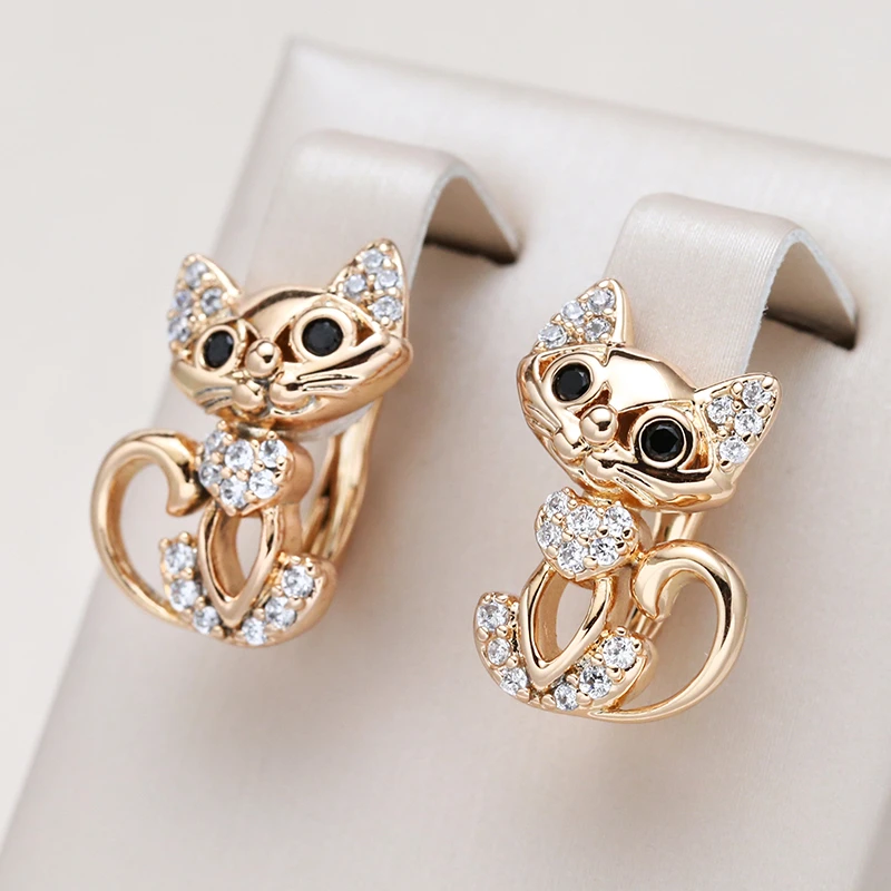 Kitten Earrings in Gold