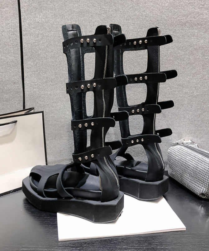 Black Hollow Out Rivet Zippered Splicing Platform Boots