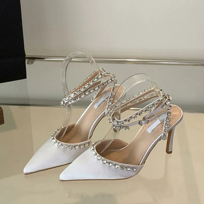 Classic Vintage Heels with a Flattering Fit