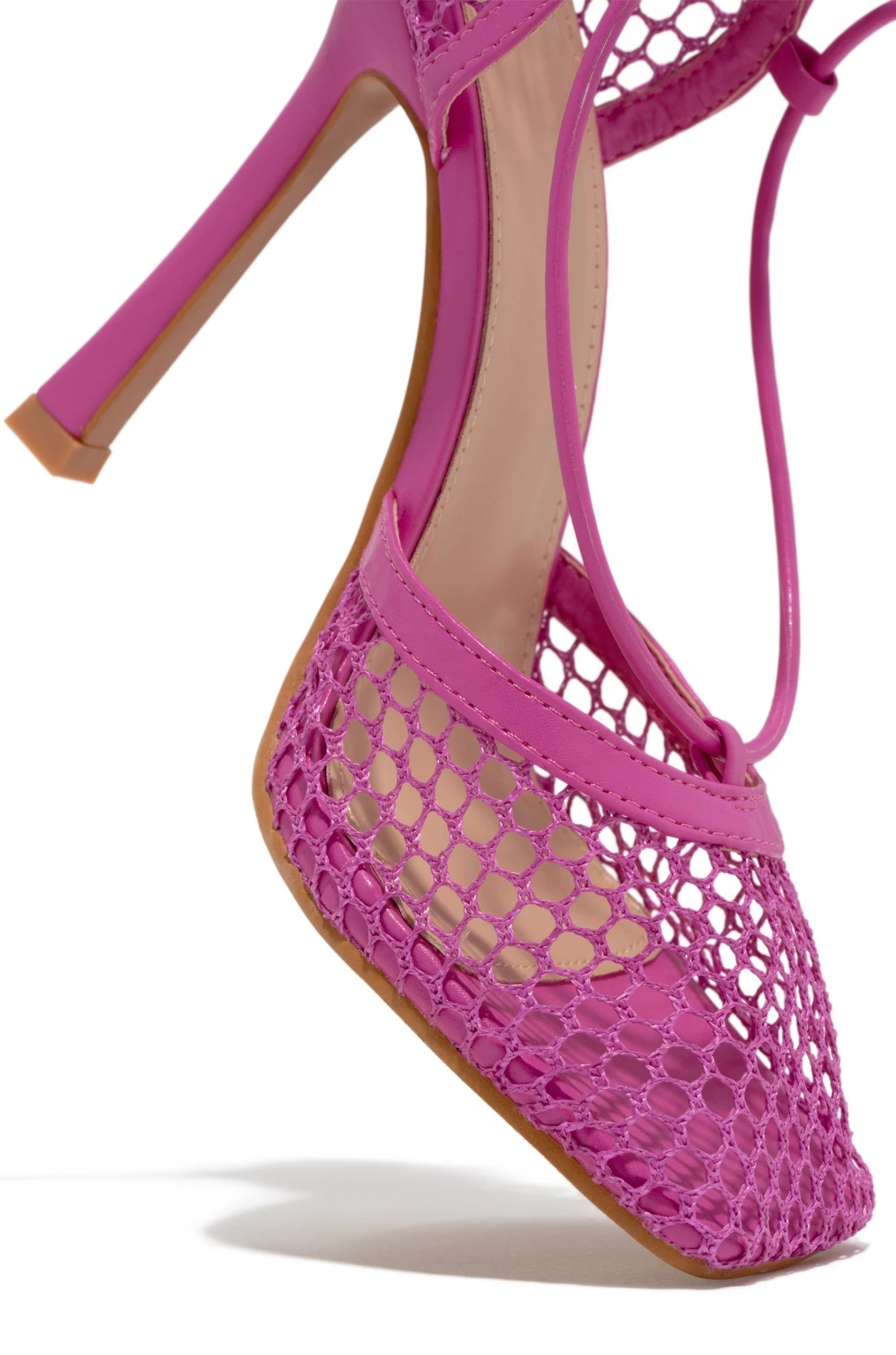 Classic Vintage Heels with a Flattering Fit