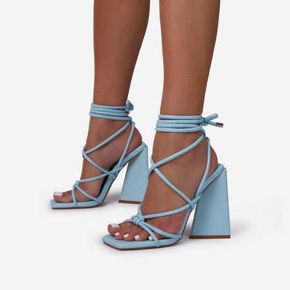 Classic Vintage Heels with a Flattering Fit