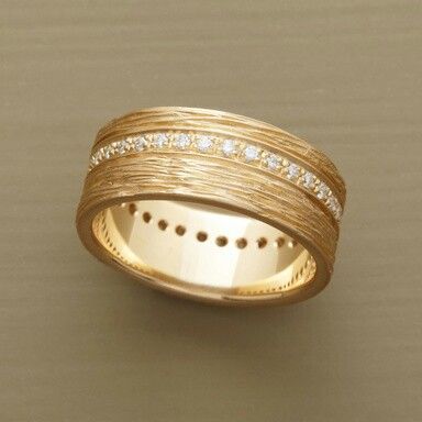 Anillo Fino con Brillo Dorado Vintage