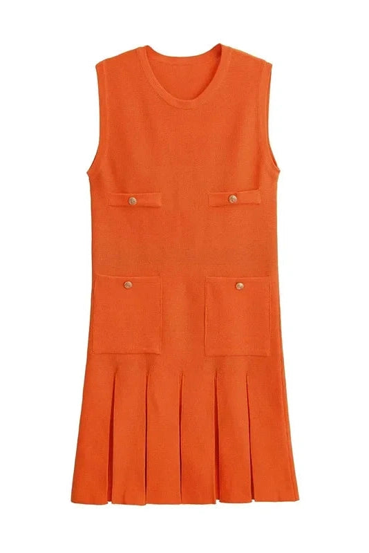 Well Tailored Dress with a Graceful Silhouette