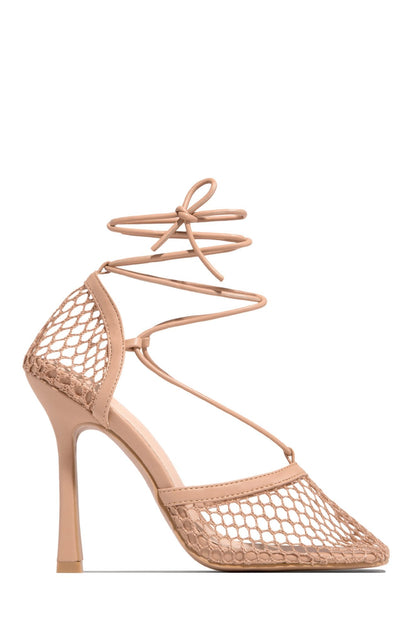 Effortlessly Elegant Heels with a Timeless Design