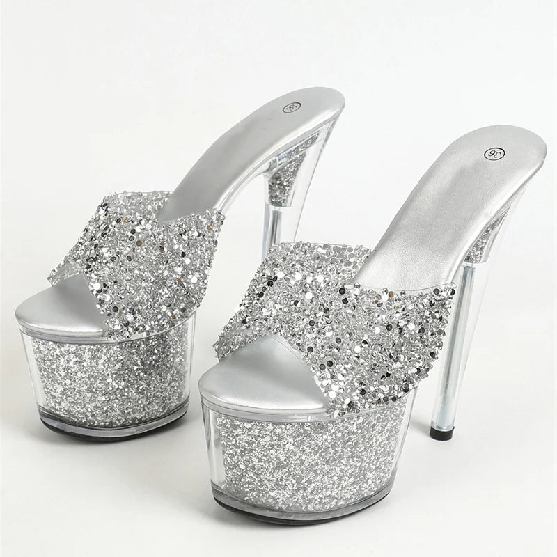 Classic Vintage Heels with a Flattering Fit