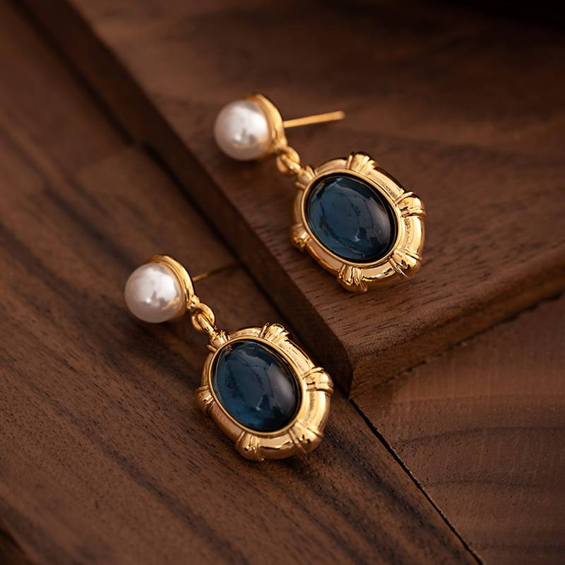 Inlaid Stone Pearl Earrings