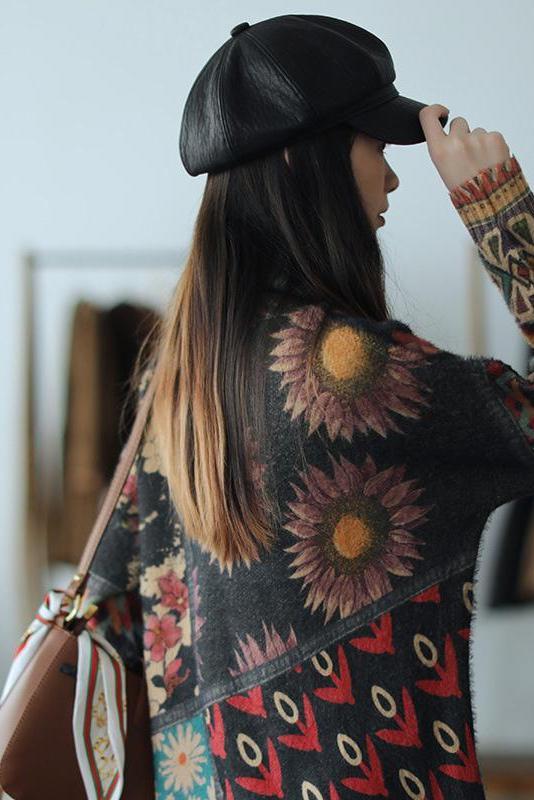 Color Contrast Flower Turtleneck Sweater