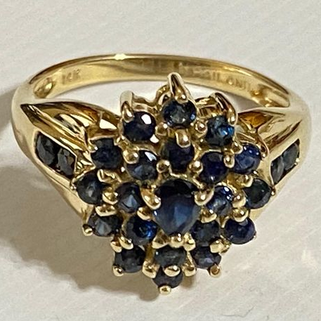 Inlaid Blue Crystals Flower Gold Ring
