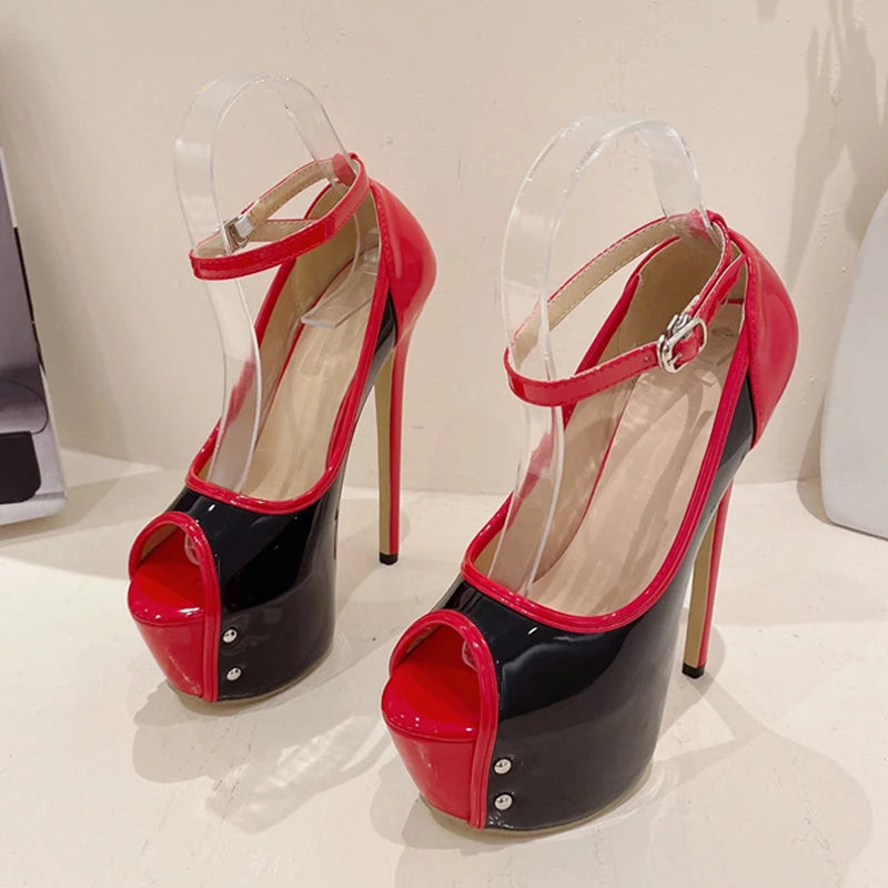 Effortlessly Elegant Heels with a Timeless Design