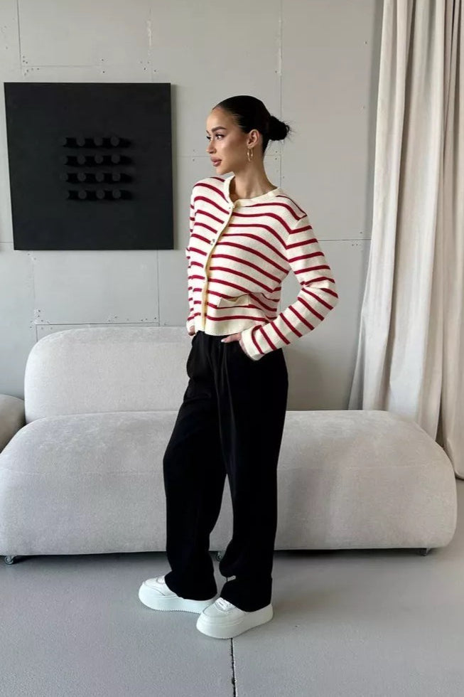 Gracefully Designed Cardigan