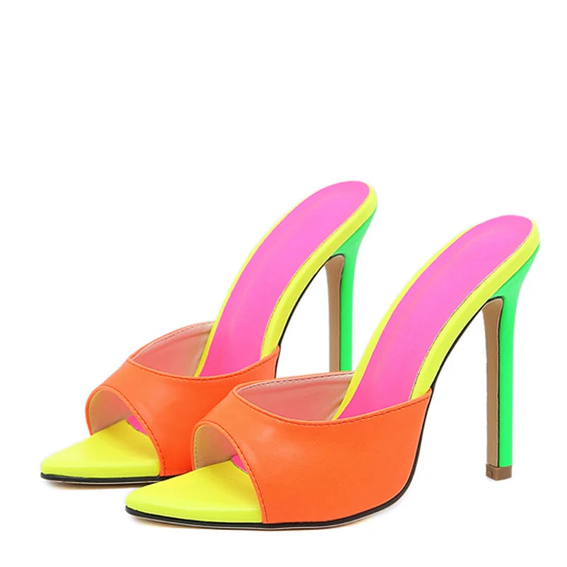 Classic Vintage Heels with a Flattering Fit