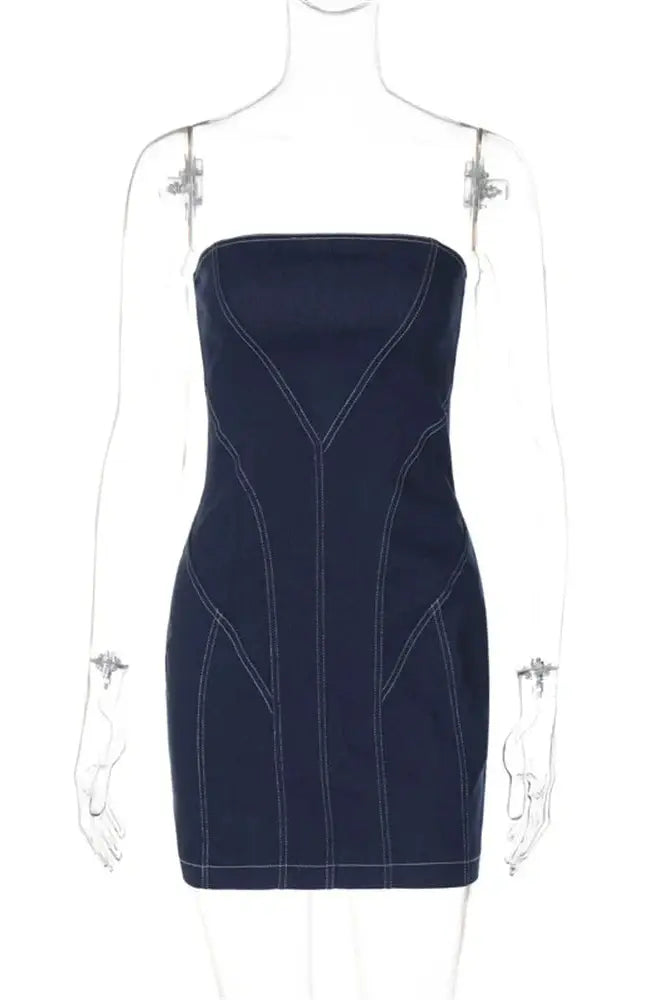 Classic Vintage & Enduringly Stylish Dress