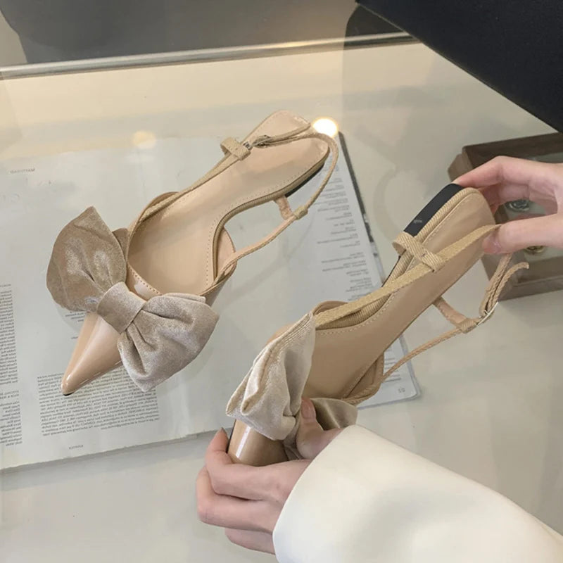 Polished Sandals with an Effortless Classic Look