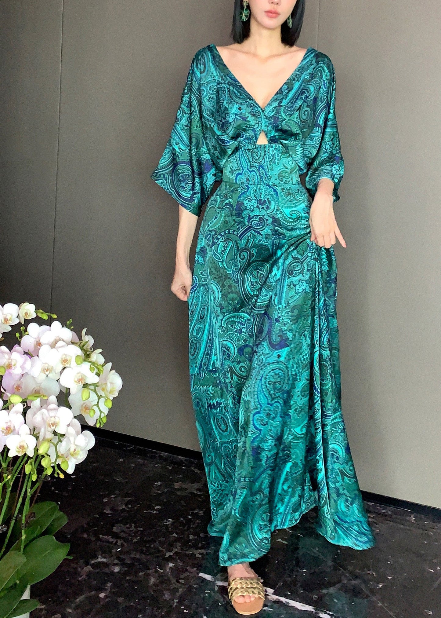Green V Neck Print Backless Silk Maxi Dresses Long Sleeve