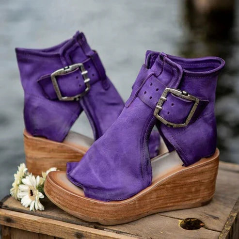 Graceful Orthopedic Shoes for Modern Look