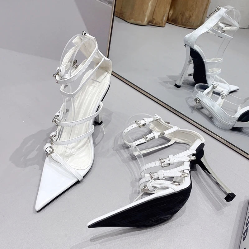 Polished Sandals with an Effortless Classic Look
