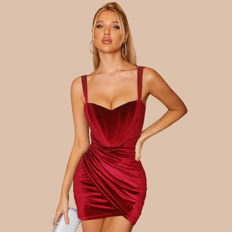 Beautifully Finished Dress in a Timeless Design