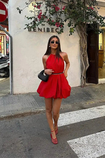 Classic Vintage & Enduringly Stylish Dress