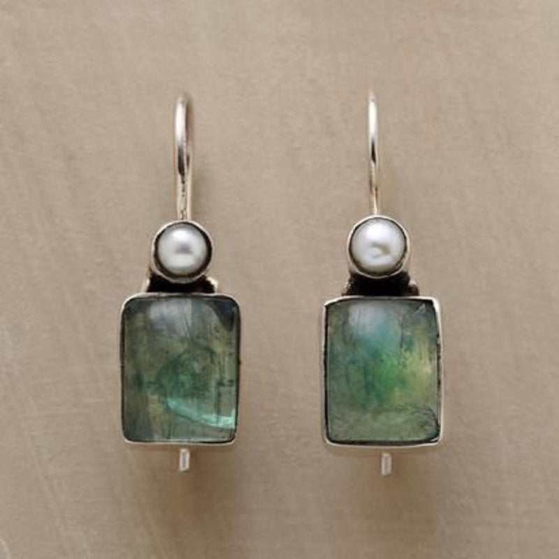 Green Stone Inlaid Pearl Earrings