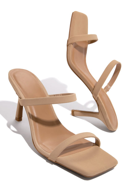 Well Tailored Heels with a Graceful Silhouette