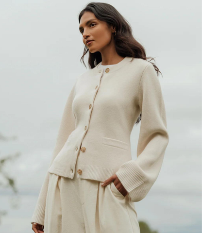 Gracefully Styled Cardigan for Any Occasion