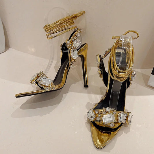 A Vintage Style Heels with Delicate Timeless Details