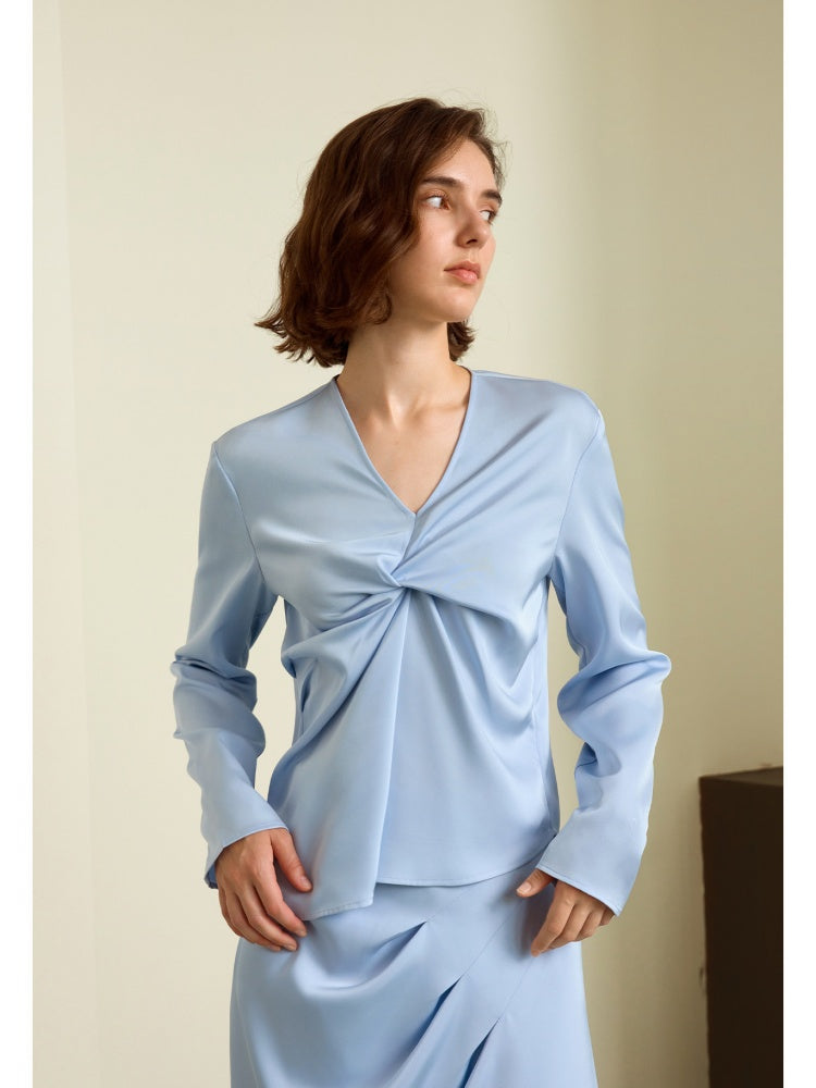 Light blue (shirt)