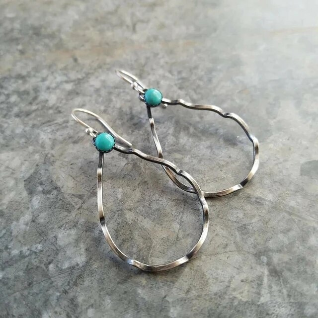 Drop Form Turquoise Earrings