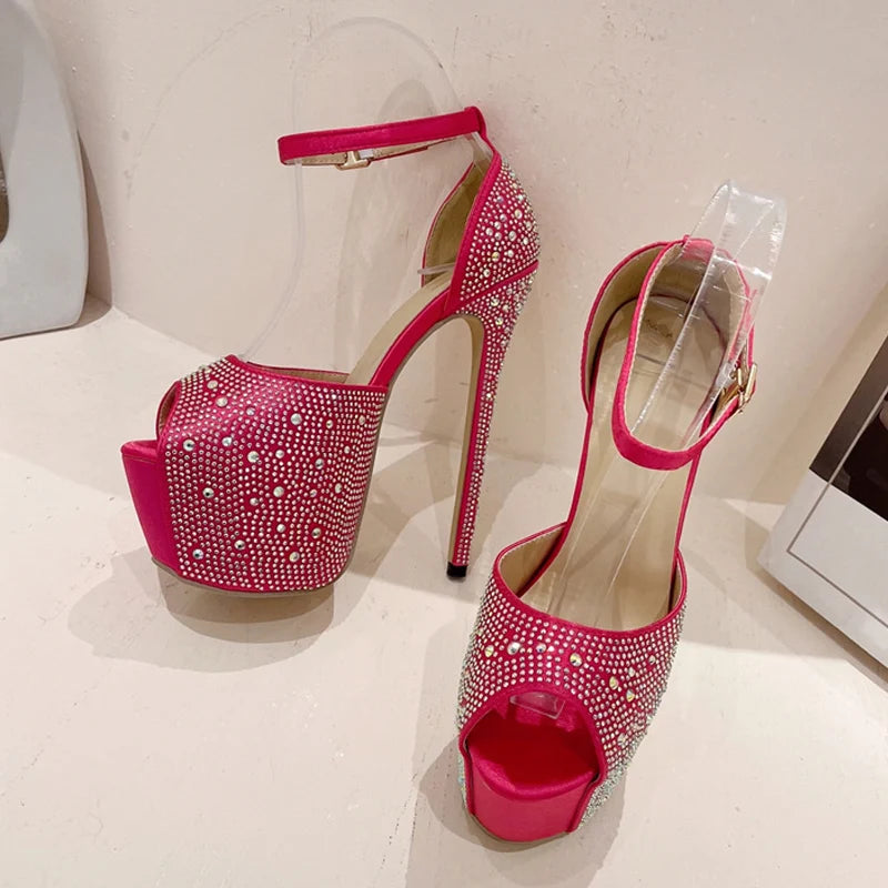 Elegantly Styled Sandals for Everyday Wear