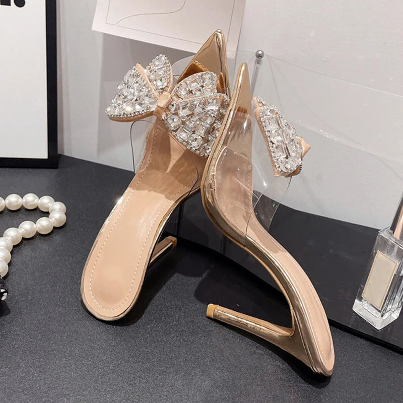 Classic Vintage Heels with a Flattering Fit
