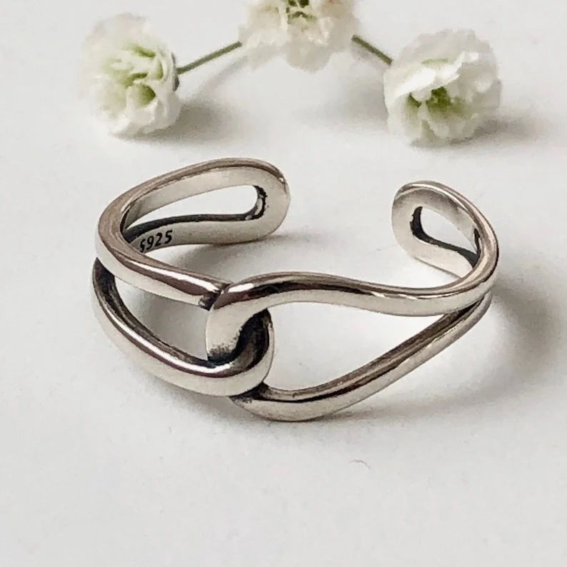 Silver Knotted Ring