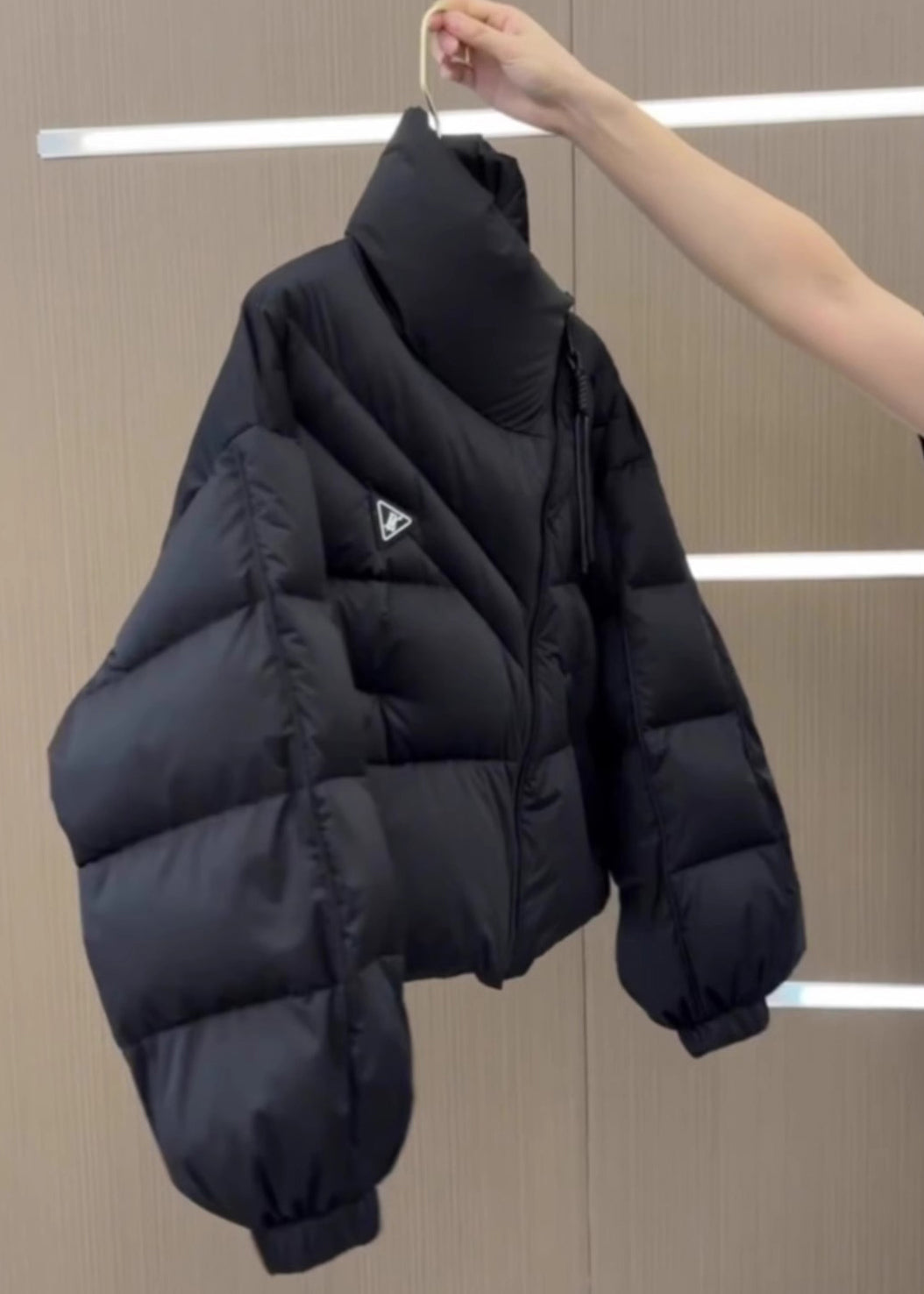 Stylish Black Stand Collar Zippered Patchwork Parka Puff Sleeve